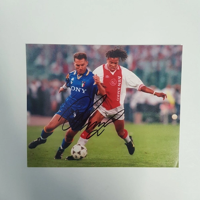 cover image of the auction item