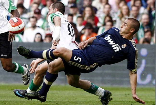 cover image of the auction item