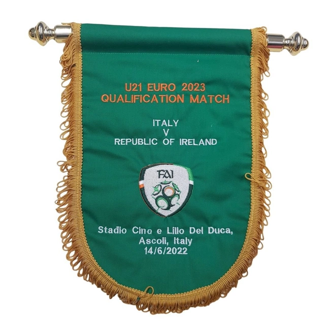 cover image of the auction item