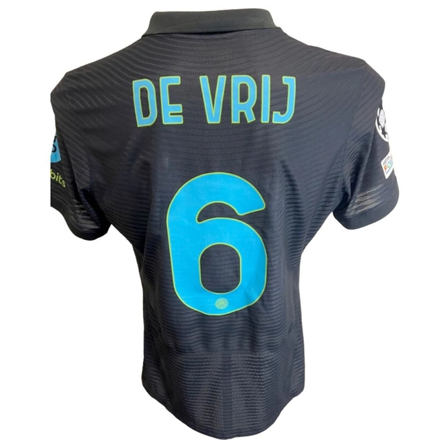 cover image of the auction item