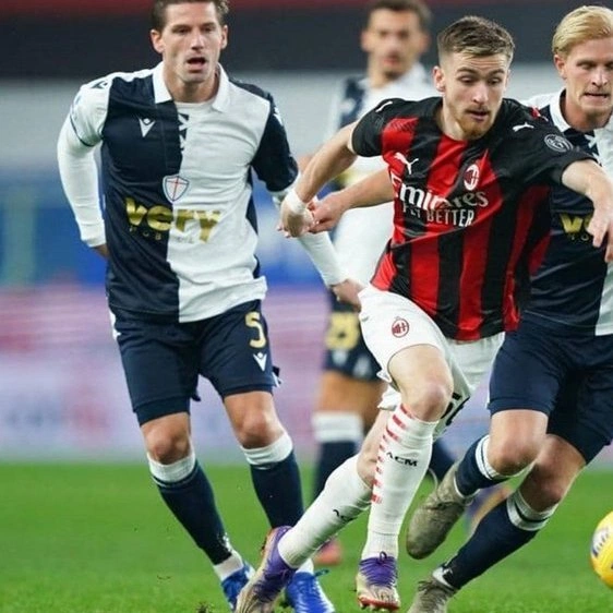 cover image of the auction item