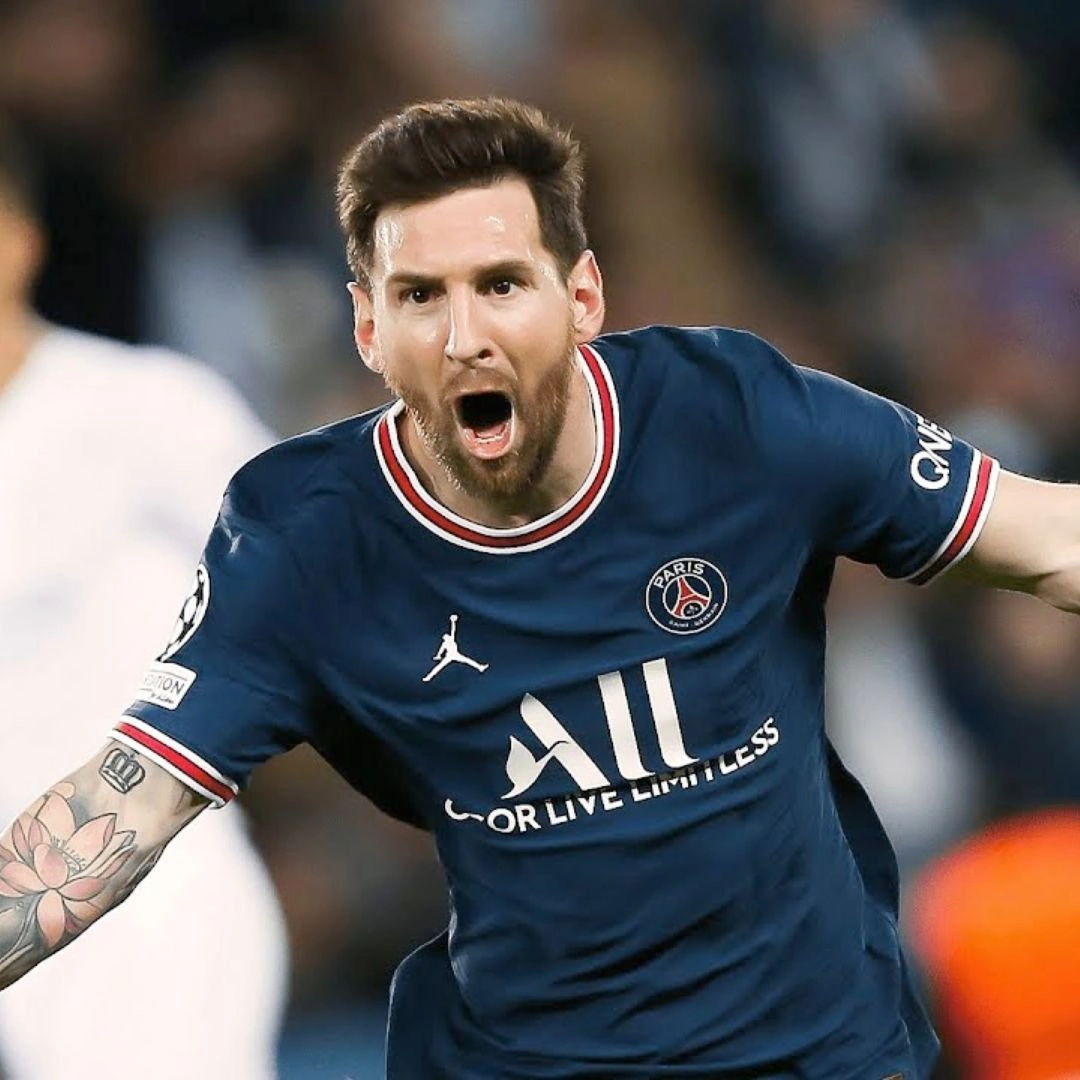新品　上下セット　PSG　L size ノーブランド　メッシ　MESSI 新品 上下セット PSG L size ノーブランド メッシ MESSI - メルカリ