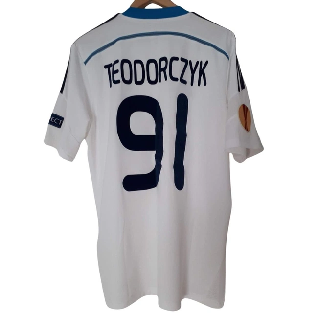 cover image of the auction item