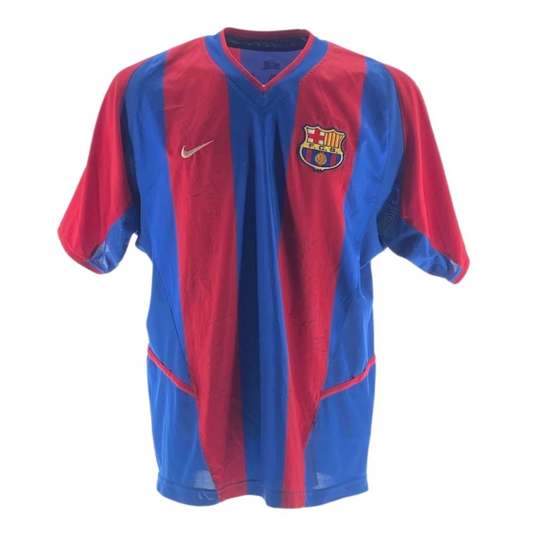 Overmars Barcelona match shirt - Signed by Barcelona players