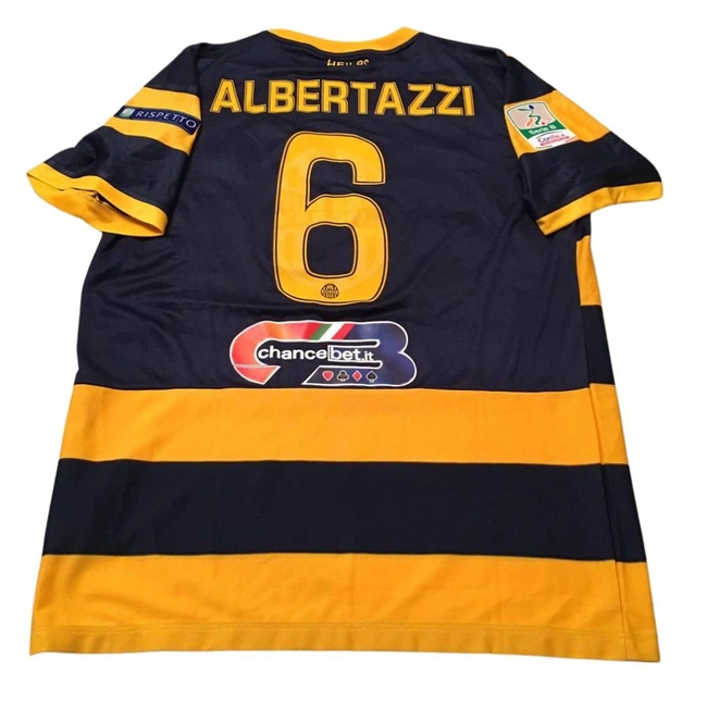 cover image of the auction item