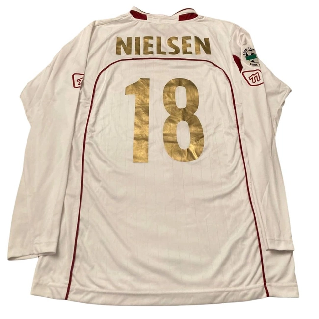 cover image of the auction item