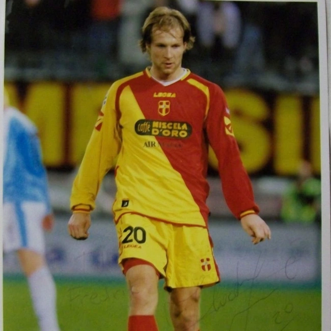 cover image of the auction item