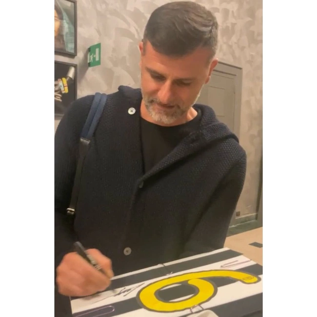 cover image of the auction item