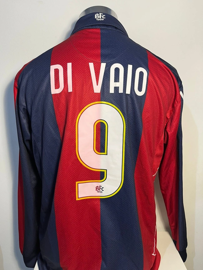 cover image of the auction item