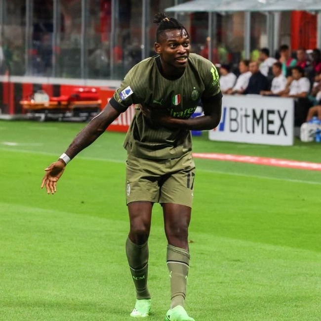 cover image of the auction item