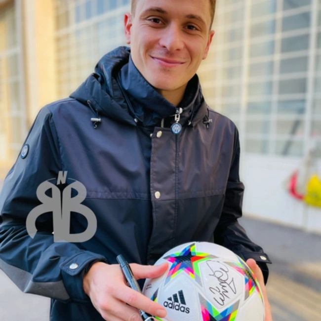 cover image of the auction item