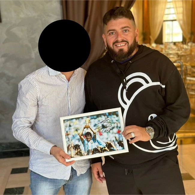 cover image of the auction item