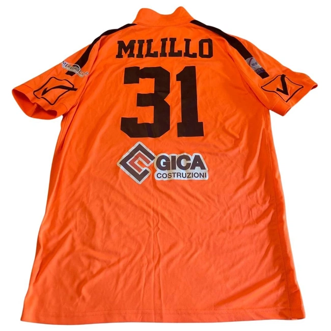 cover image of the auction item