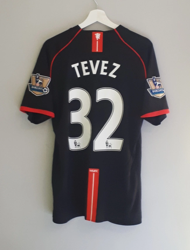 cover image of the auction item