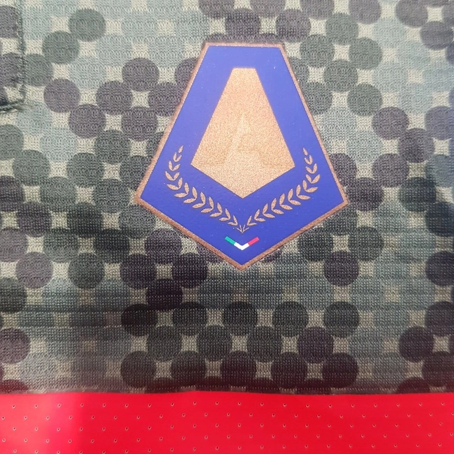 cover image of the auction item