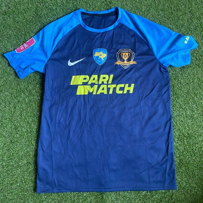 cover image of the auction item