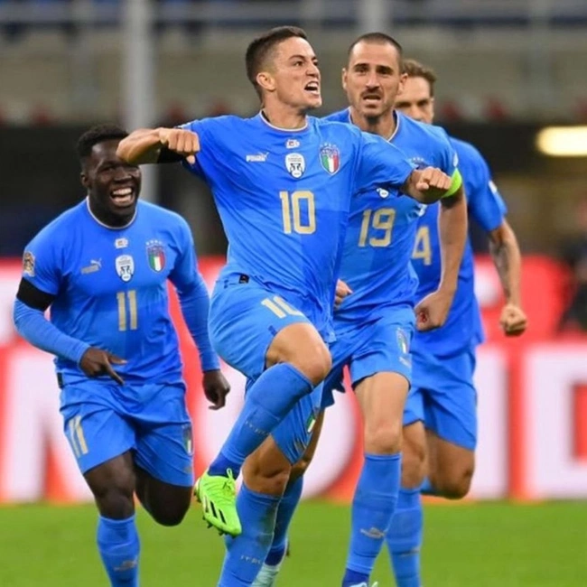 cover image of the auction item