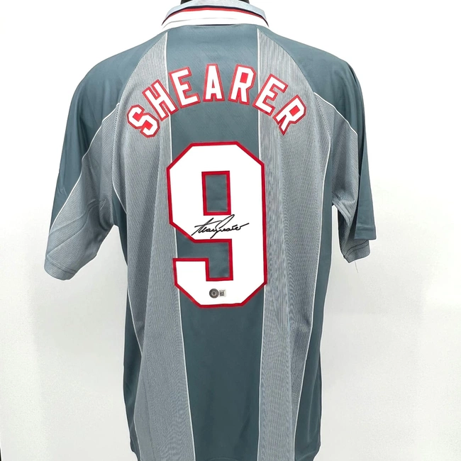 cover image of the auction item