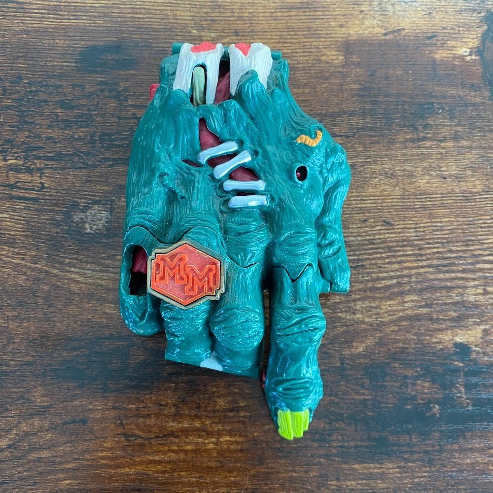 Mighty Max Graveyard Grip CRUSHES THE HAND Mattel Bluebird