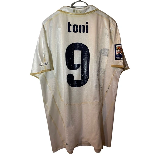 cover image of the auction item