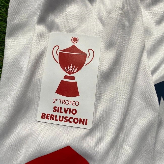 cover image of the auction item