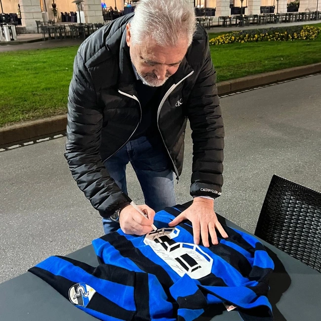 cover image of the auction item