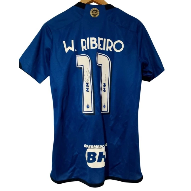 cover image of the auction item