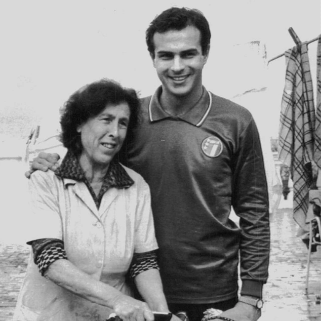 cover image of the auction item