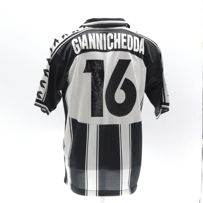 cover image of the auction item