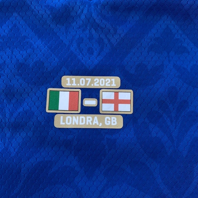 cover image of the auction item