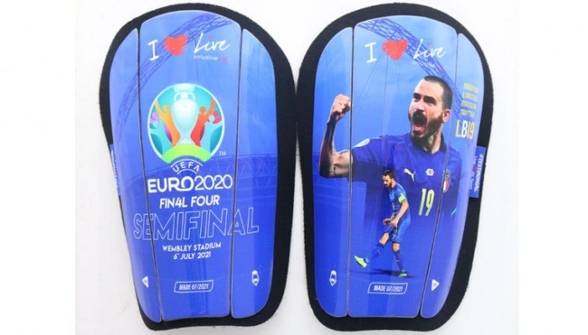 cover image of the auction item