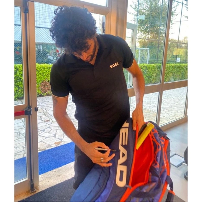 cover image of the auction item