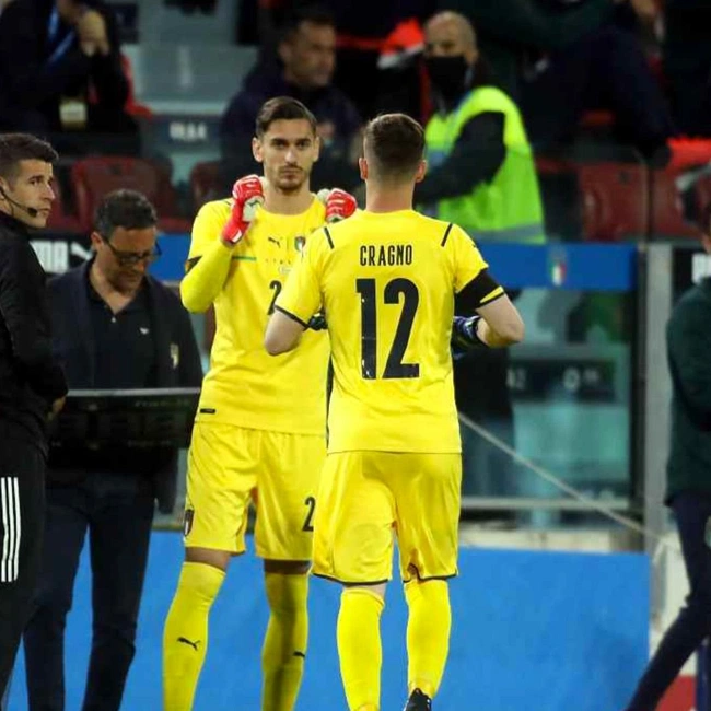 cover image of the auction item