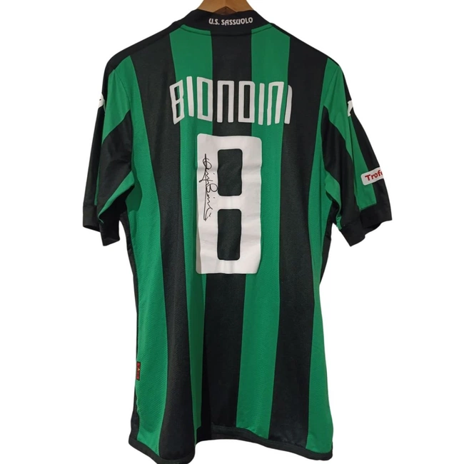 cover image of the auction item