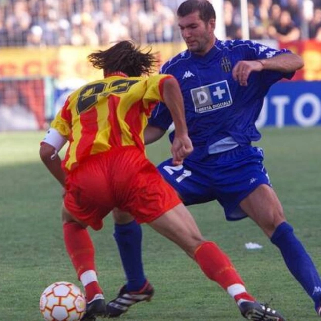 cover image of the auction item