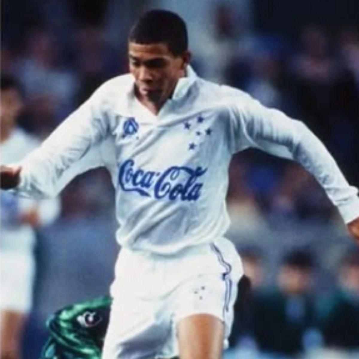 Ronaldo Cruzeiro match shirt