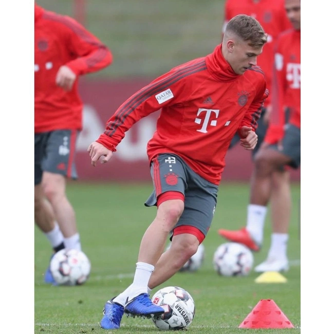 cover image of the auction item