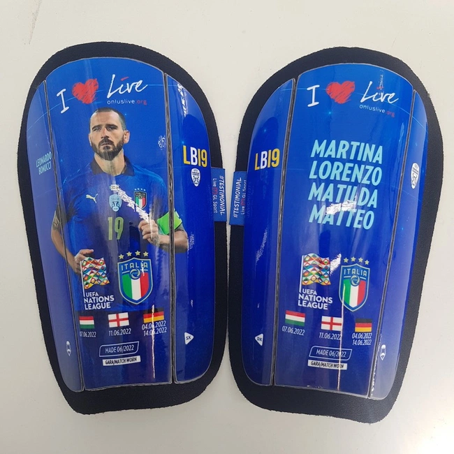 cover image of the auction item