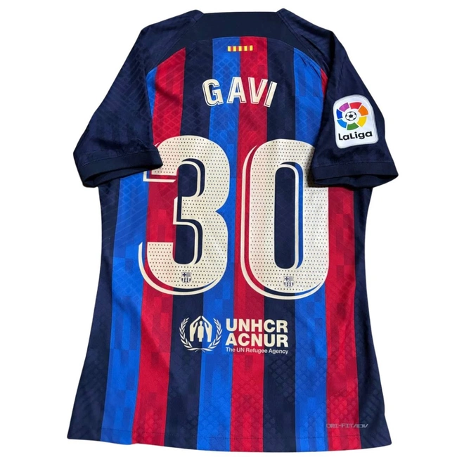 cover image of the auction item