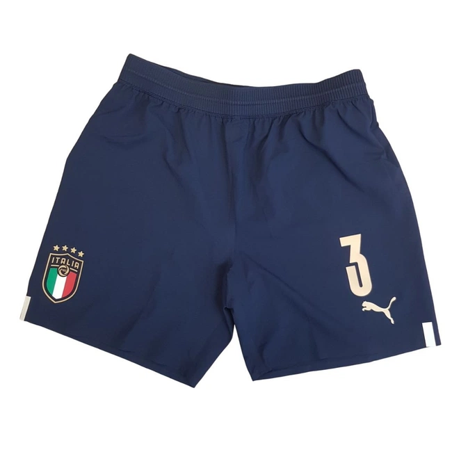 cover image of the auction item