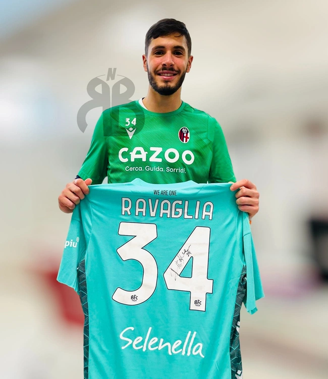 cover image of the auction item