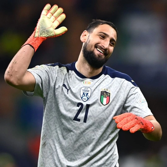 cover image of the auction item