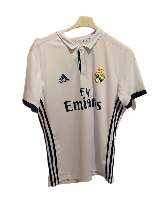 cover image of the auction item