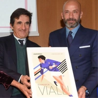 cover image of the auction item