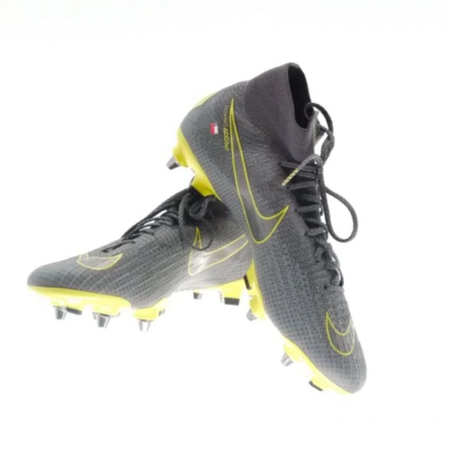 cover image of the auction item