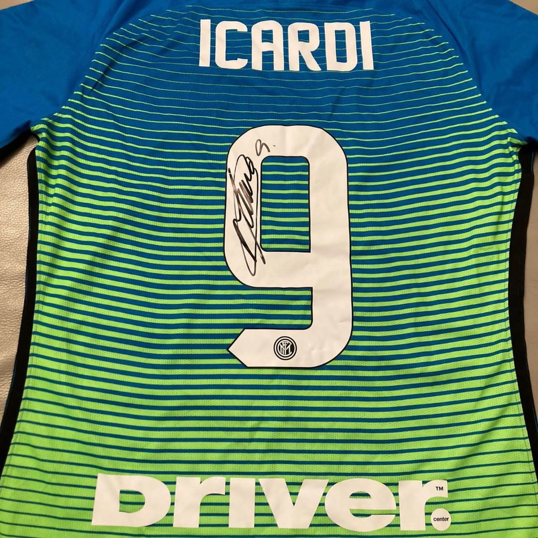 Icardi Inter match shirt Signed