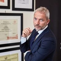 cover image of the auction item
