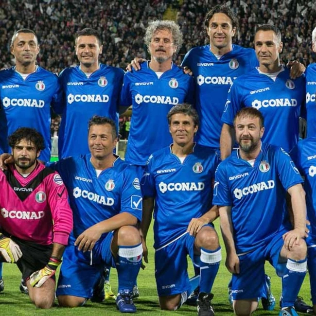 cover image of the auction item