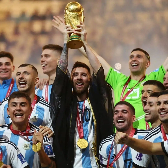 cover image of the auction item