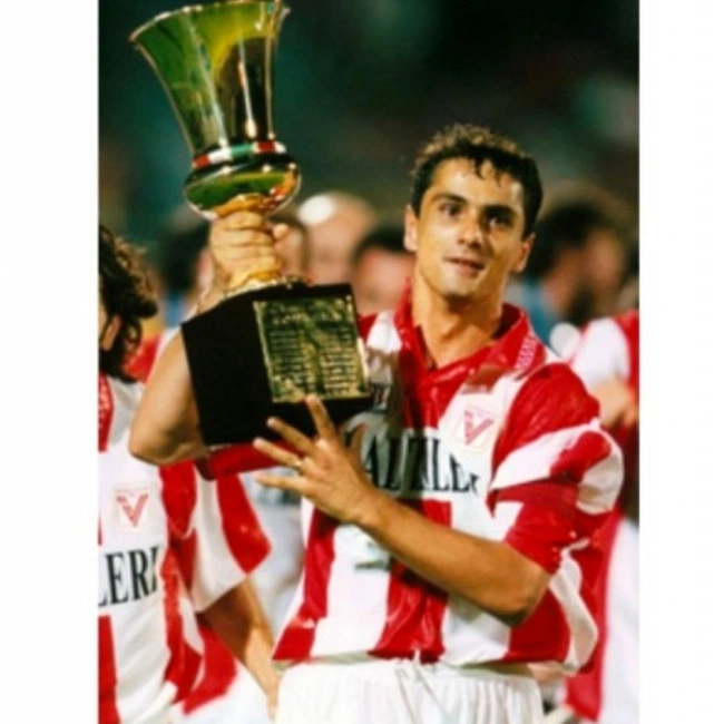 cover image of the auction item